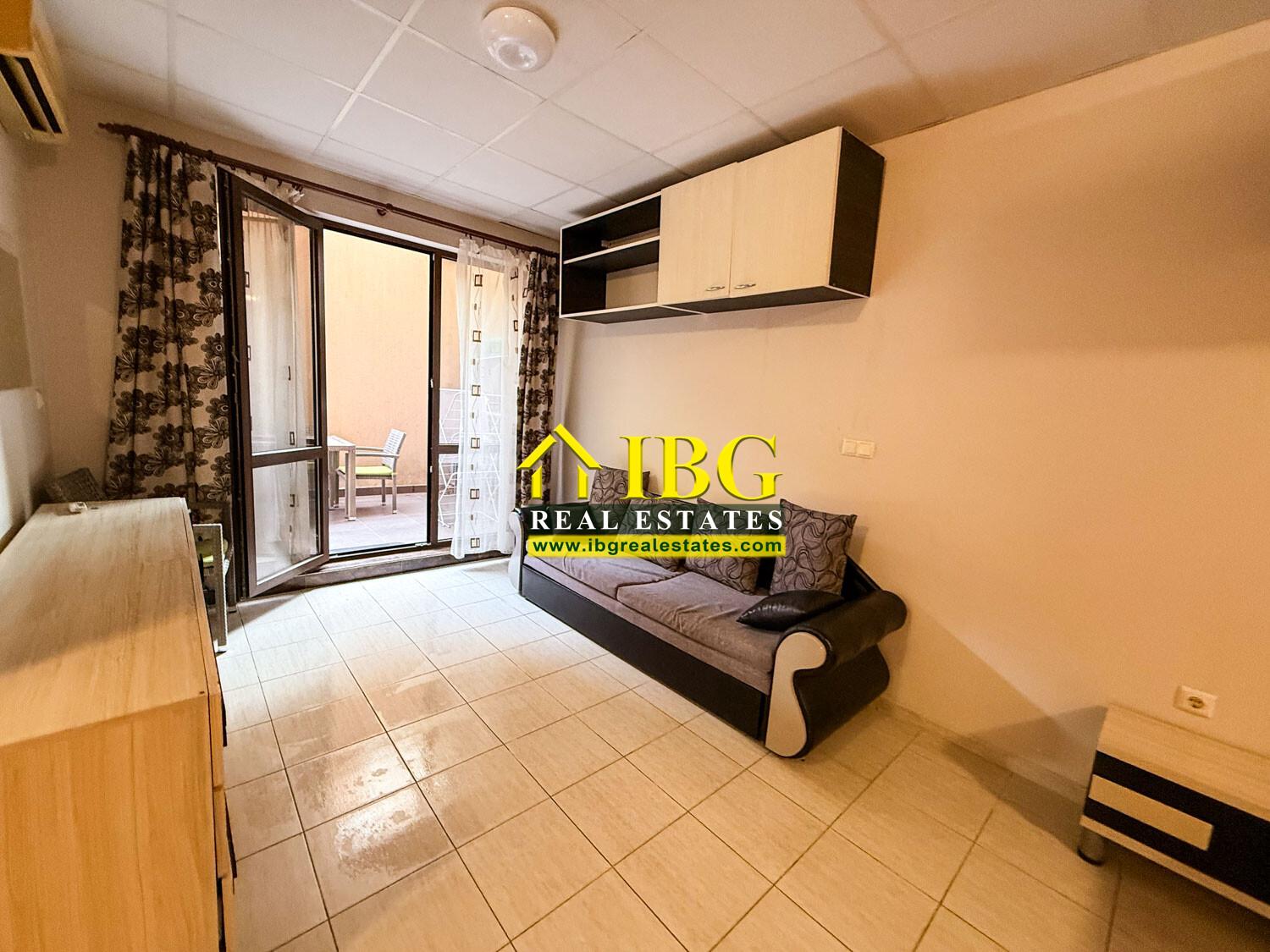 Exclusive! Spacious Studio with Large English Courtyard Tarsis 3, Sunny Beach — photo 17 of 25