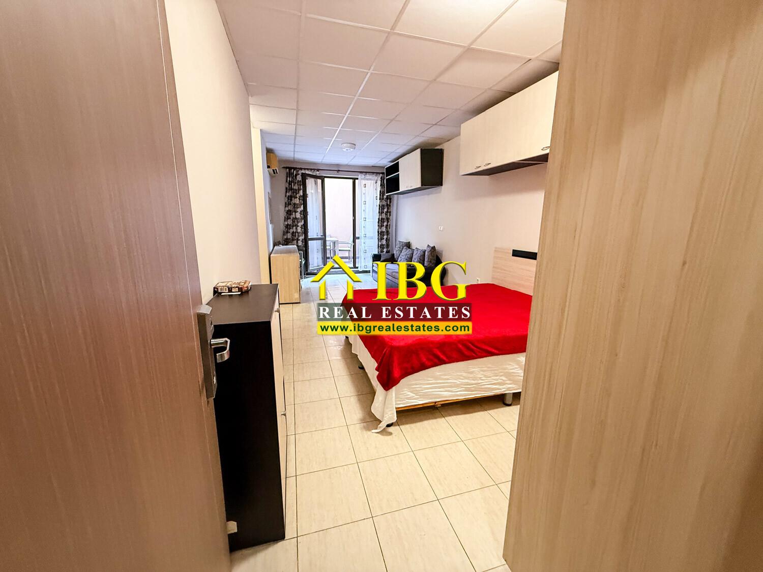 Exclusive! Spacious Studio with Large English Courtyard Tarsis 3, Sunny Beach — photo 4 of 25