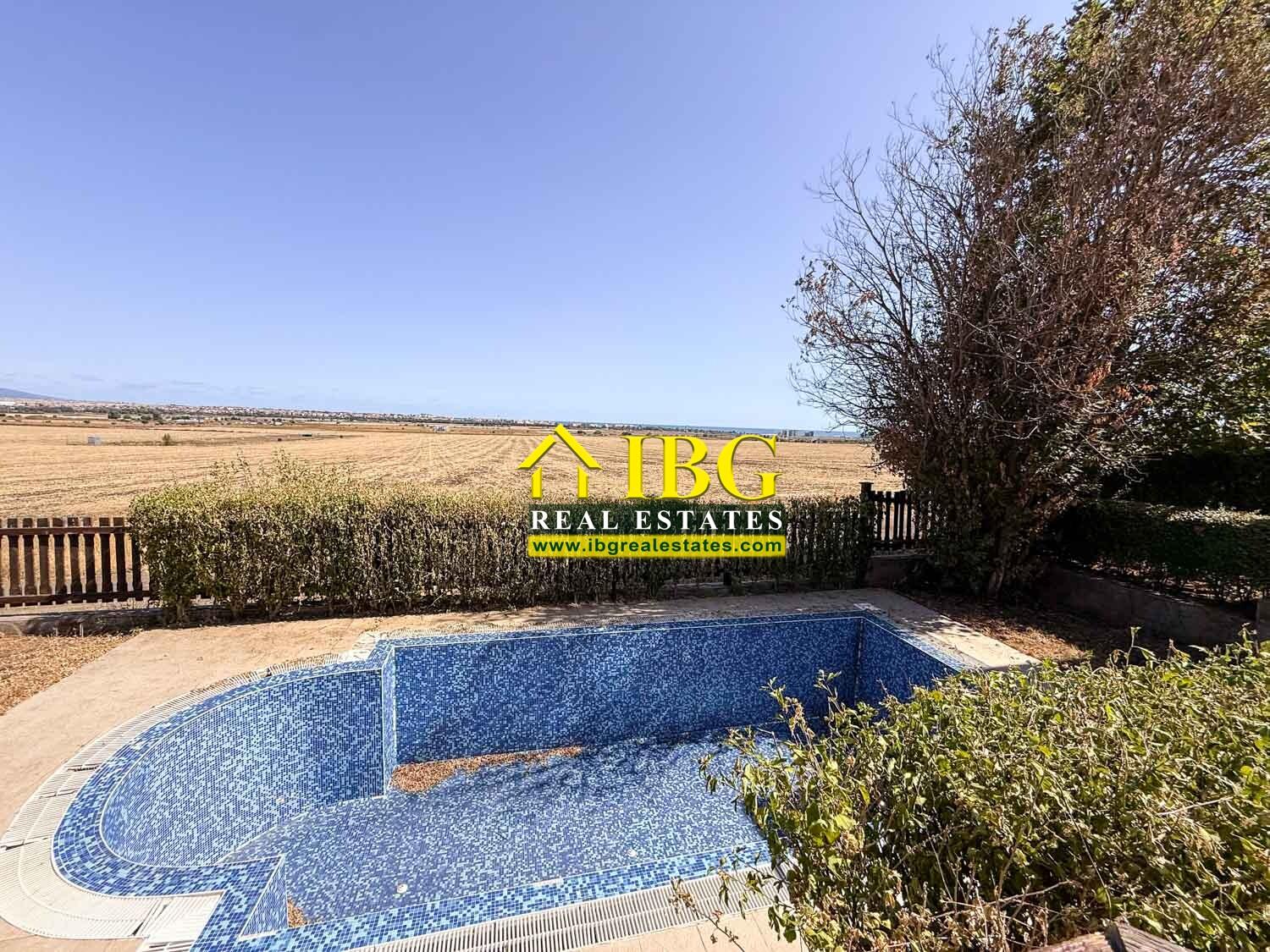 Spacious 3-Bedroom Villa with Private Pool & Sea View The Vineyards Resort, Aheloy — photo 18 of 25