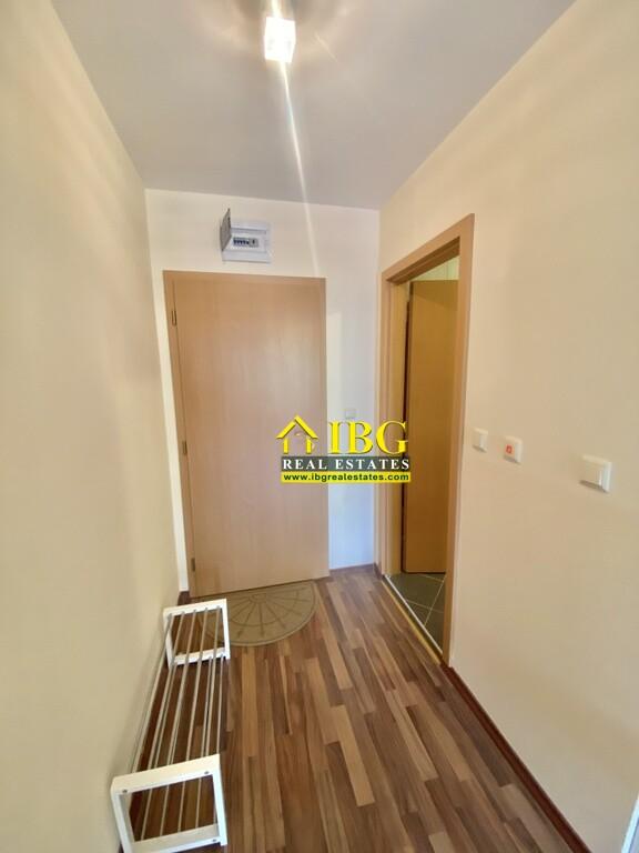 Bargain! Studio with balcony and Pool view in Amadeus 19, Sunny Beach — photo 10 of 13