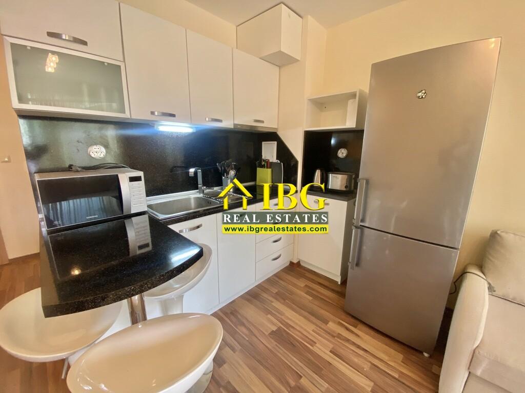 Bargain! Studio with balcony and Pool view in Amadeus 19, Sunny Beach — photo 5 of 13