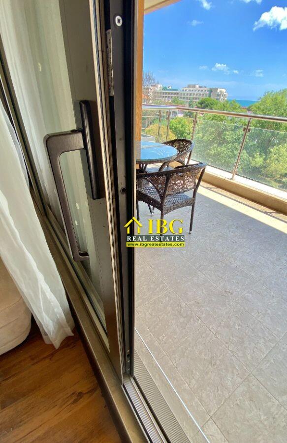 2-Bedroom Apartment with Sea and Pool views in Peter House Complex, Sunny Beach — photo 21 of 25