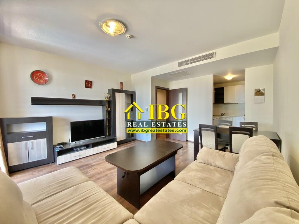2-Bedroom Apartment with Sea and Pool views in Peter House Complex, Sunny Beach — photo 24 of 25