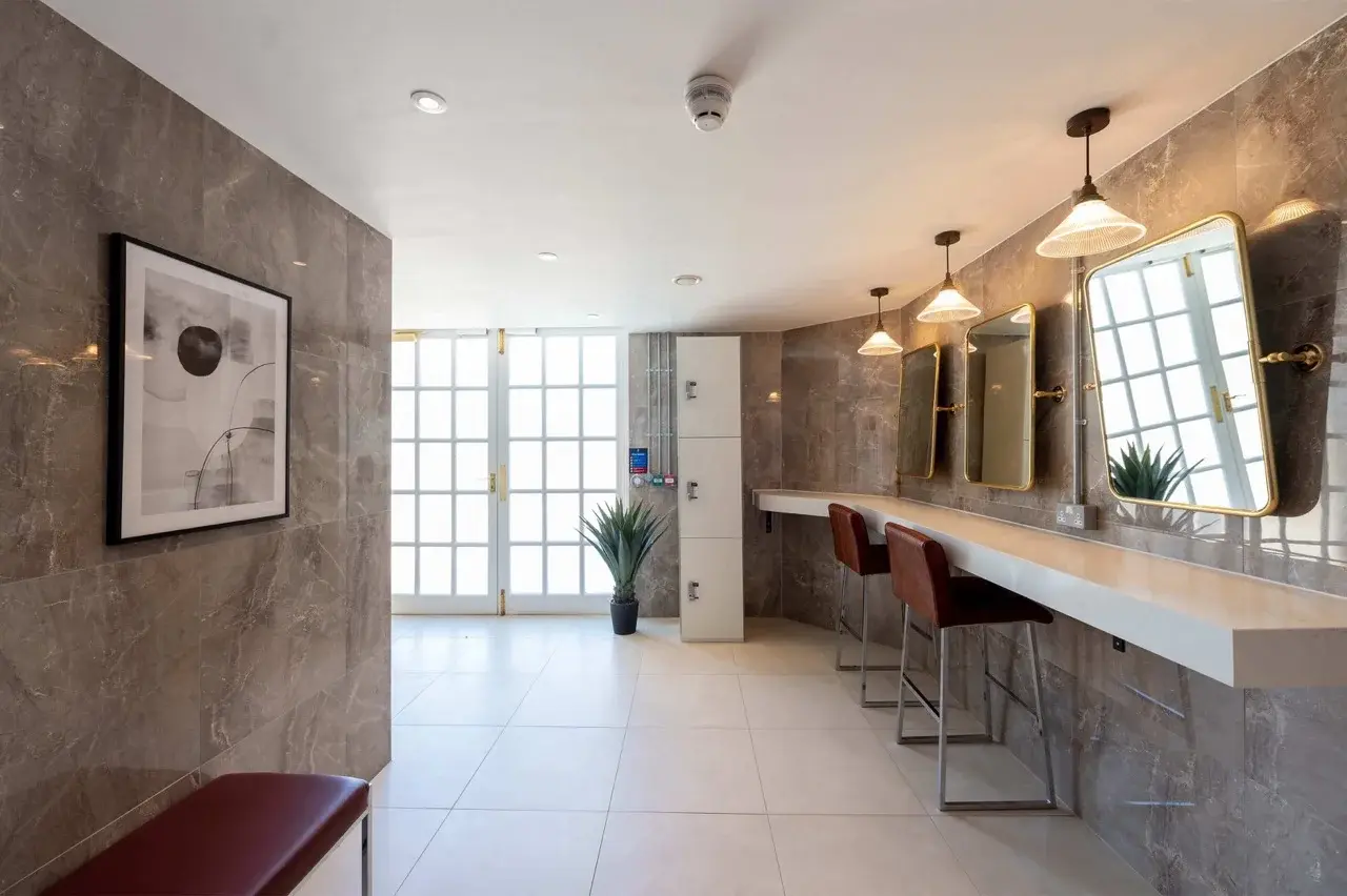 Apartments for Sale in Trent Park London Enfield — photo 5