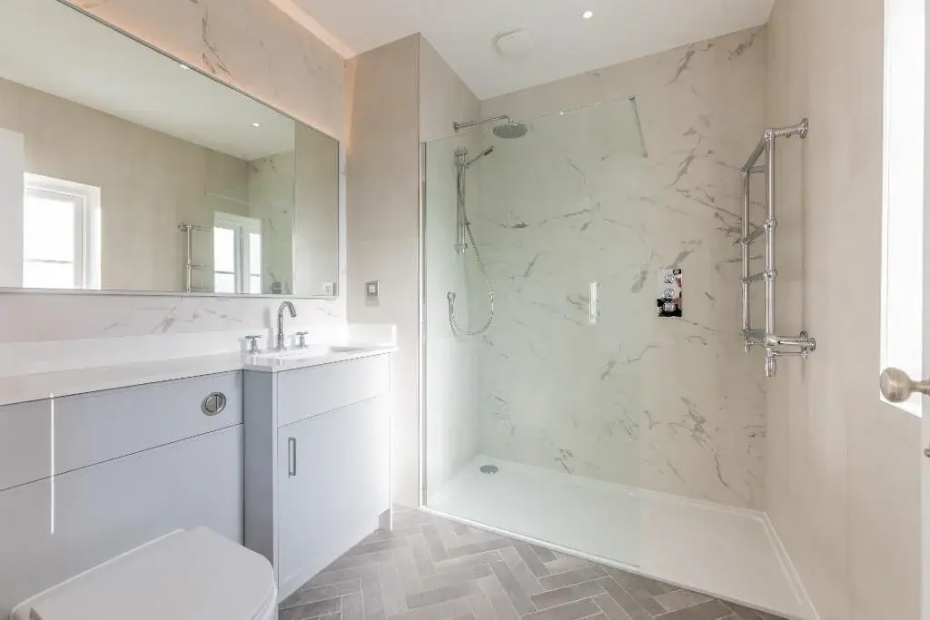 4-Bedroom House for Sale in Trent Park Enfield — photo 7 of 15