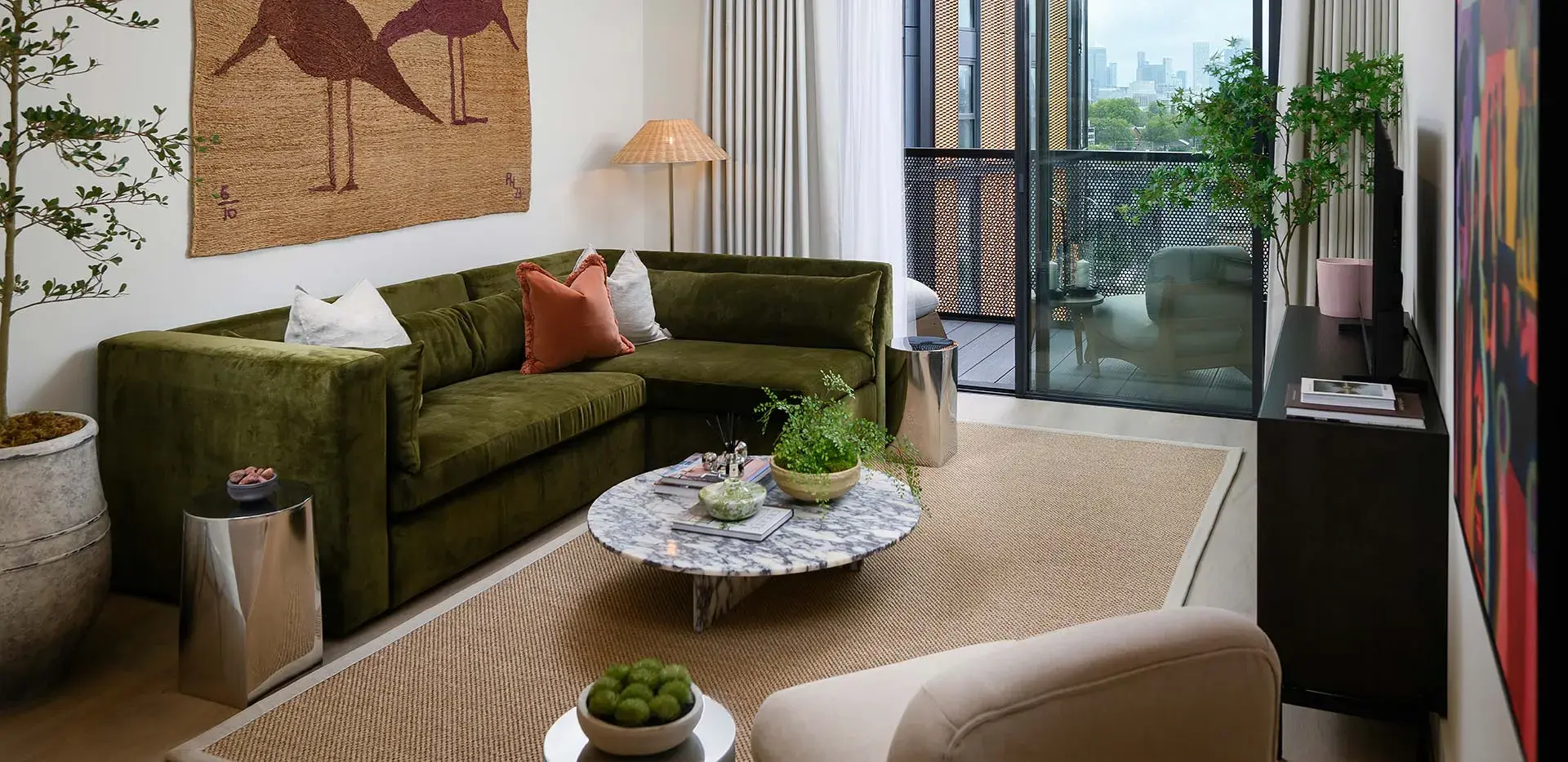 3 Bedroom Apartment for Sale Bethnal Green London Regent's View — photo 13 of 20