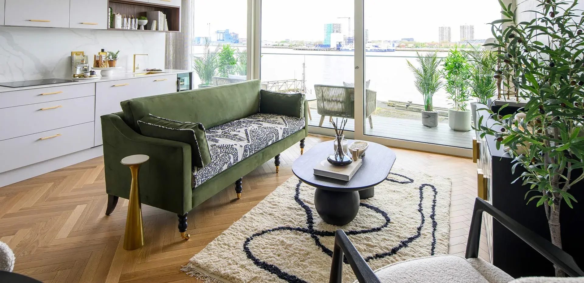 Apartments for Sale in Woolwich London Royal Arsenal Riverside — photo 11 of 23
