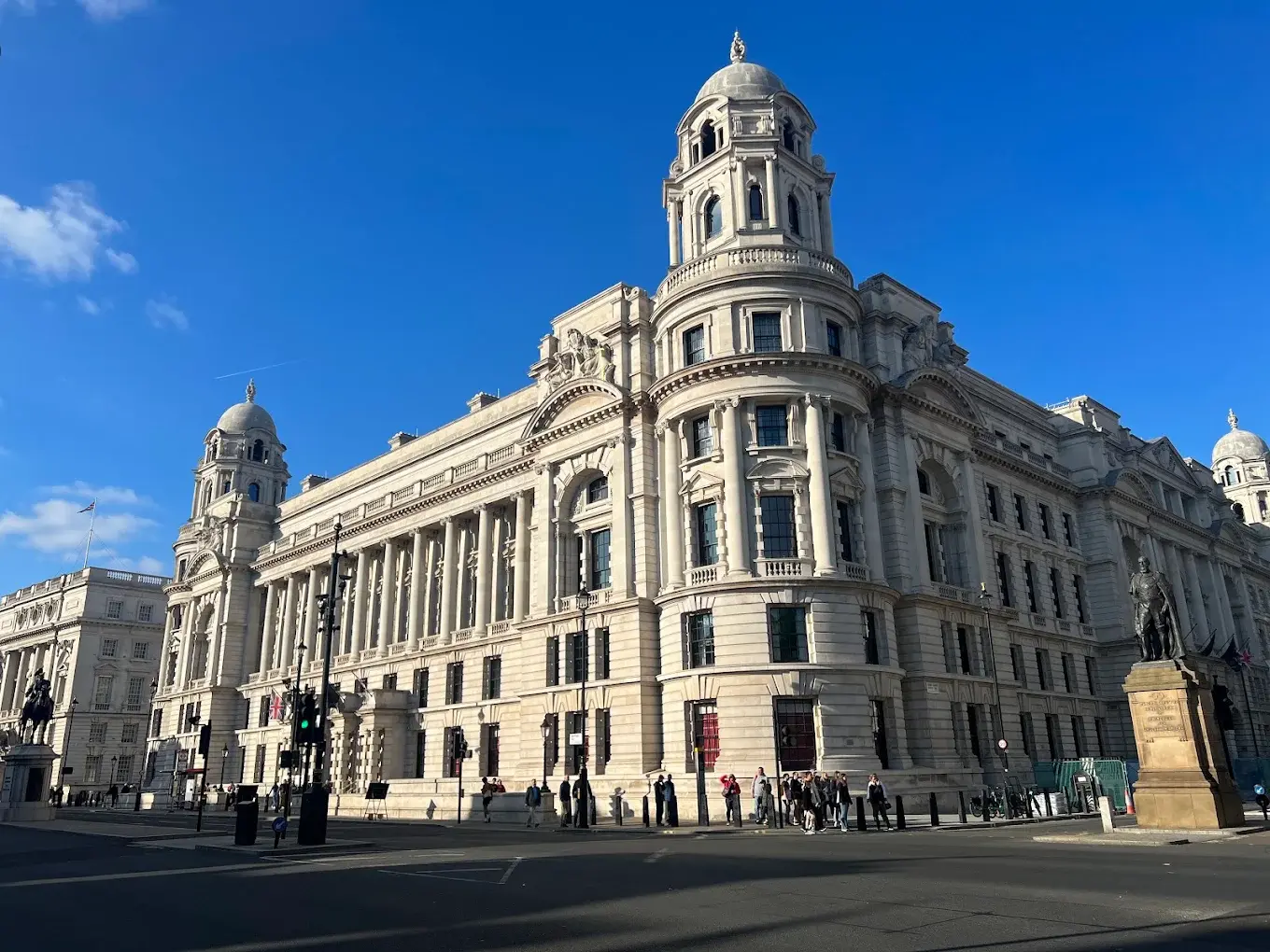 2 Bedroom Apartment for Sale in Whitehall London The OWO Residences — Whitehall