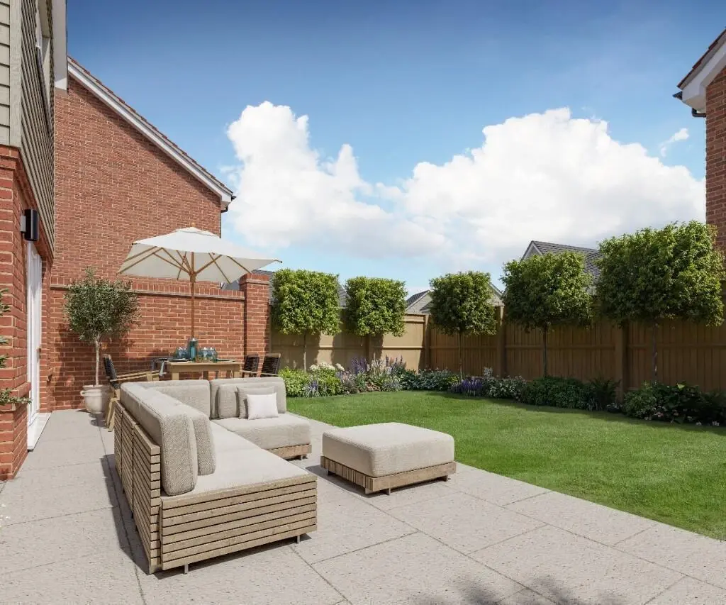 4 Bedroom Semi-Detached House for Sale in Milton Keynes MK16 - Eastbrook Village — photo 2