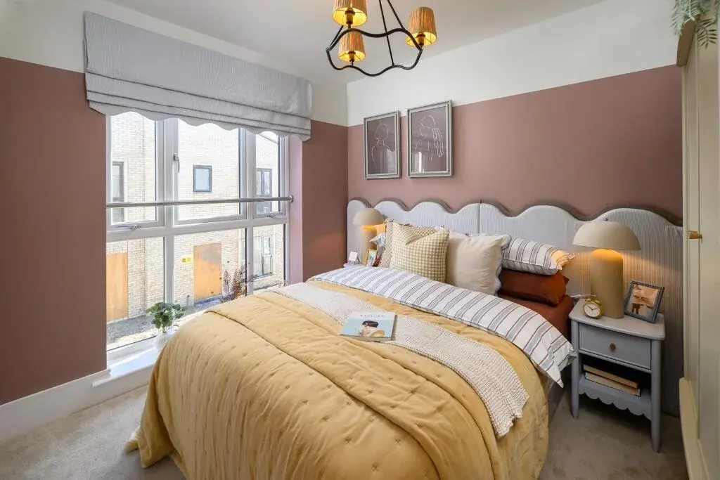 Detached House for Sale in Fleet Hareshill — photo 5