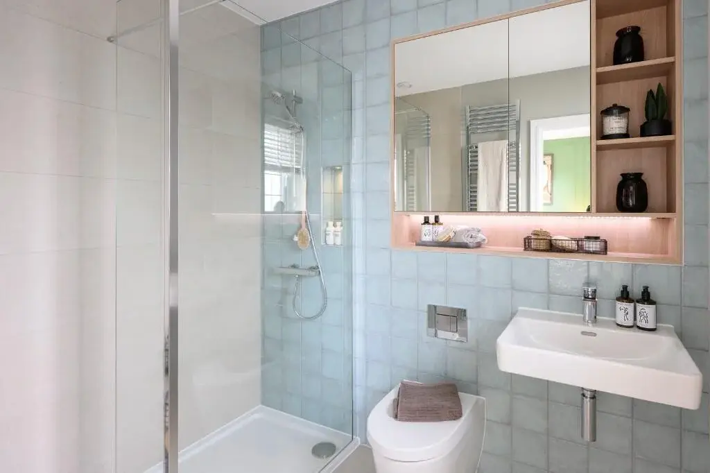 Detached House for Sale in Fleet Hareshill — photo 9 of 13