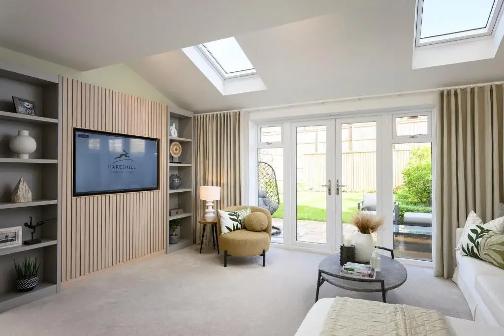 Detached House for Sale in Fleet Hareshill — photo 13 of 13