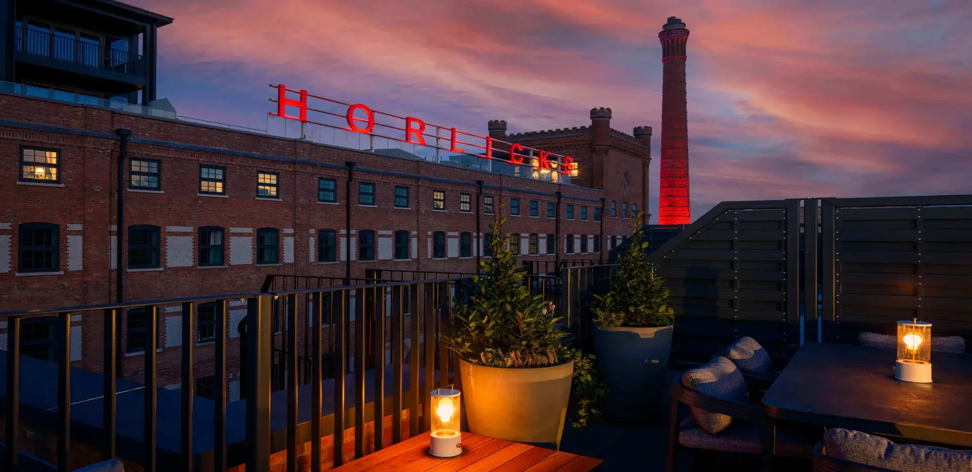 Townhouse for Sale Slough Berkshire Horlicks Quarter — photo 2