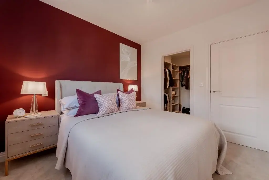 Detached House for Sale High Wycombe Buckinghamshire Abbey Barn Park — photo 8 of 16