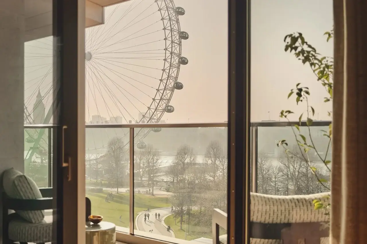 2 Bedroom Apartment for Sale in Southbank SEVEN London — photo 3