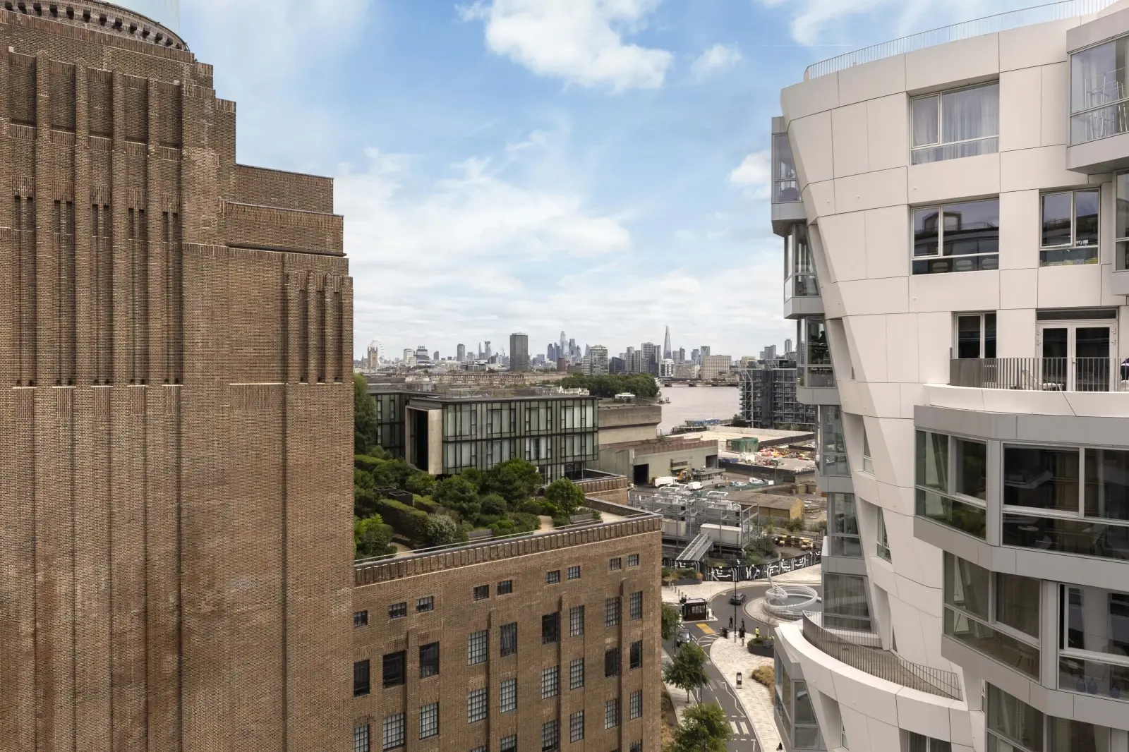 3 Bedroom Penthouse for Sale in Battersea Power Station, London SW11 Wilshire, Prospect Place — photo 2