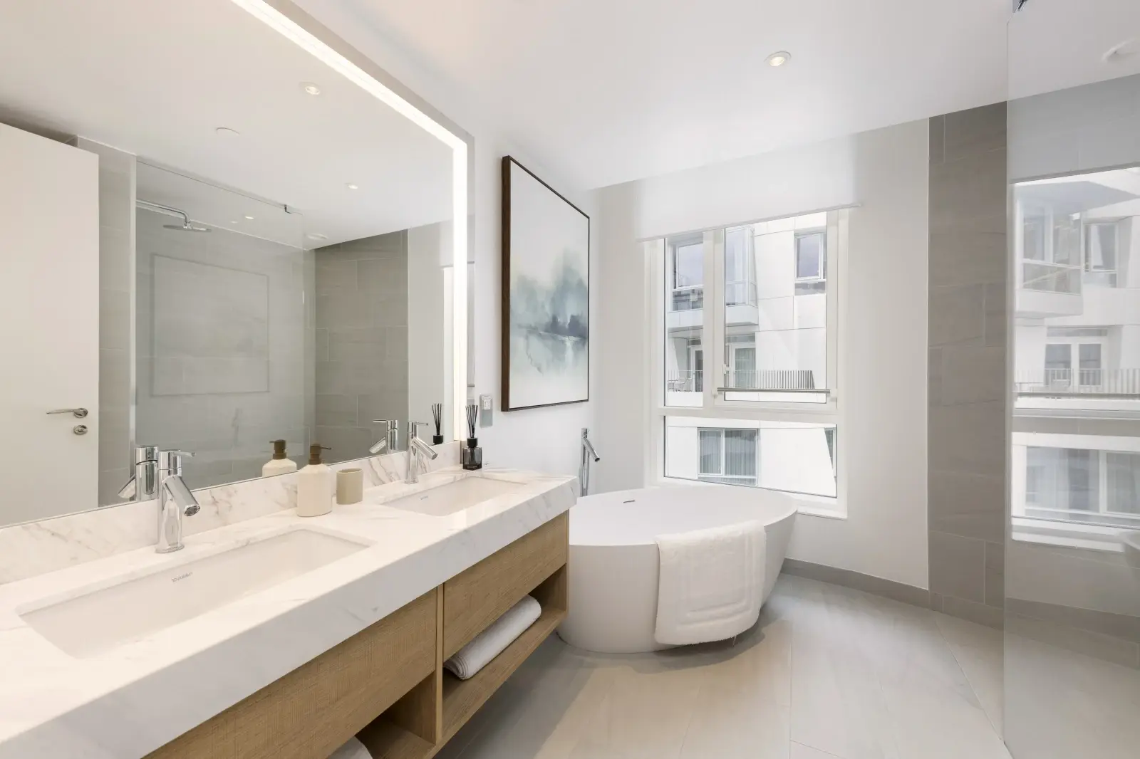 3 Bedroom Penthouse for Sale in Battersea Power Station, London SW11 Wilshire, Prospect Place — photo 13 of 25