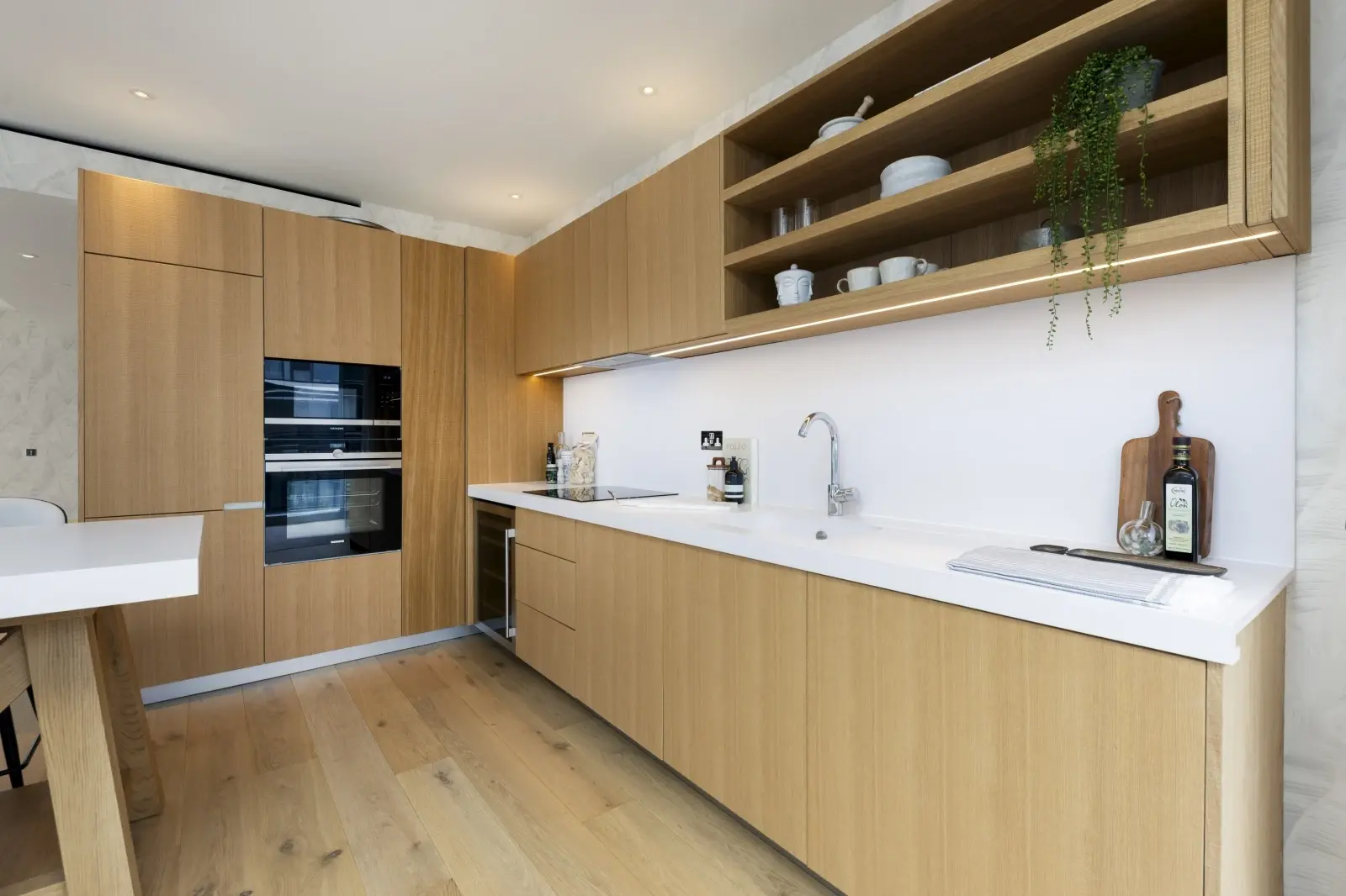 3 Bedroom Penthouse for Sale in Battersea Power Station, London SW11 Wilshire, Prospect Place — photo 19 of 25