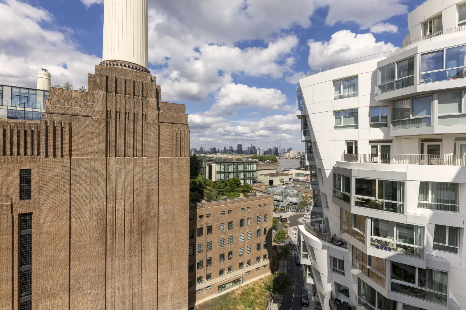 3 Bedroom Penthouse for Sale in Battersea Power Station, London SW11 Wilshire, Prospect Place — photo 4