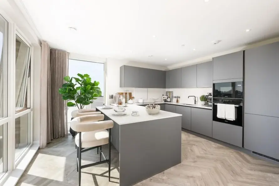 3 Bedroom Penthouse for Sale in Cambridge at Knights Park — photo 4