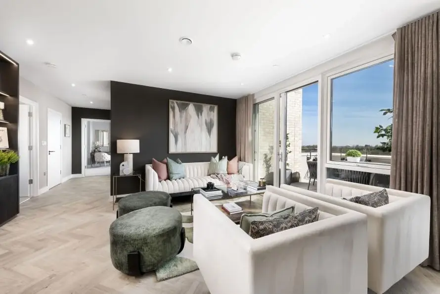 3 Bedroom Penthouse for Sale in Cambridge at Knights Park — photo 13 of 19