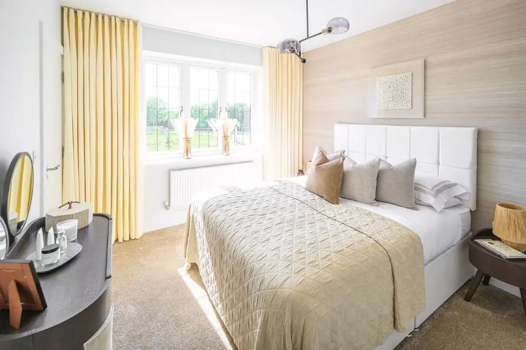 4 Bedroom Detached House for Sale in Fleet, Hareshill GU51 — photo 6