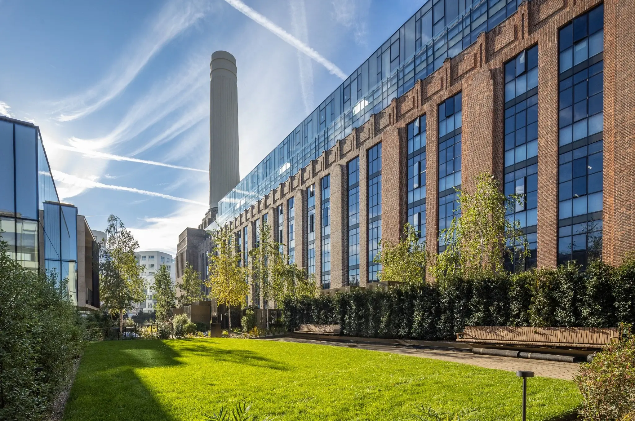 2 Bedroom Battersea Power Station Penthouse for Sale — photo 3