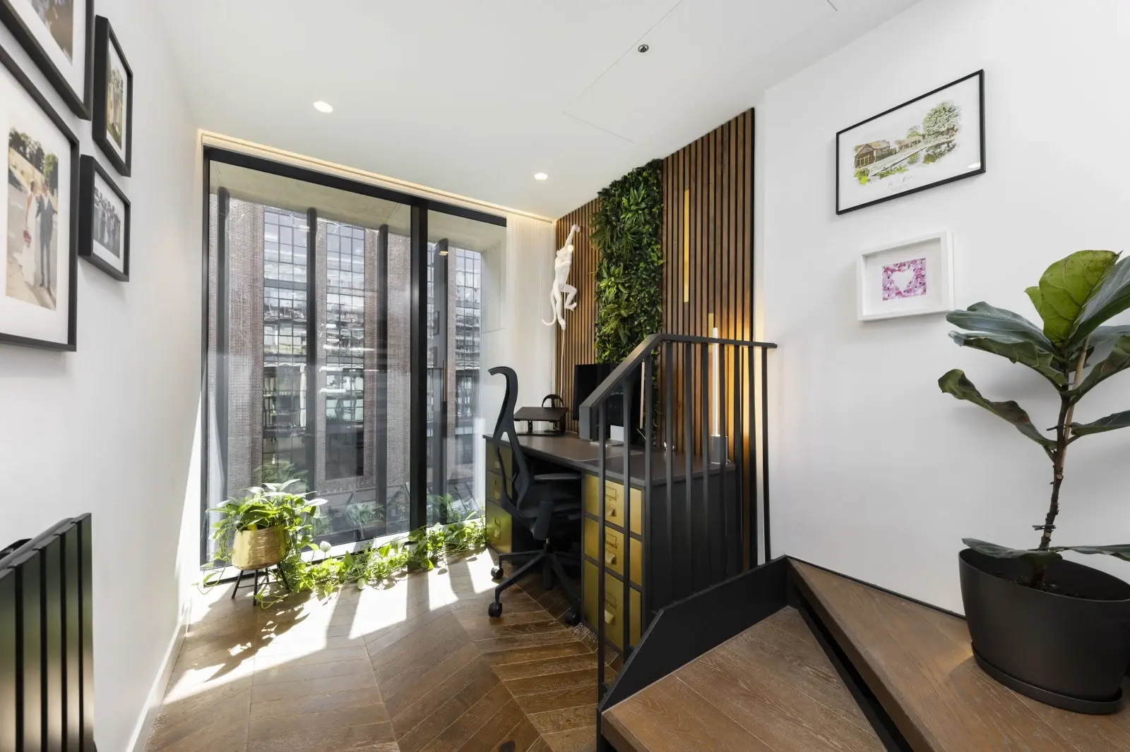 2 Bedroom Battersea Power Station Penthouse for Sale — photo 14 of 25