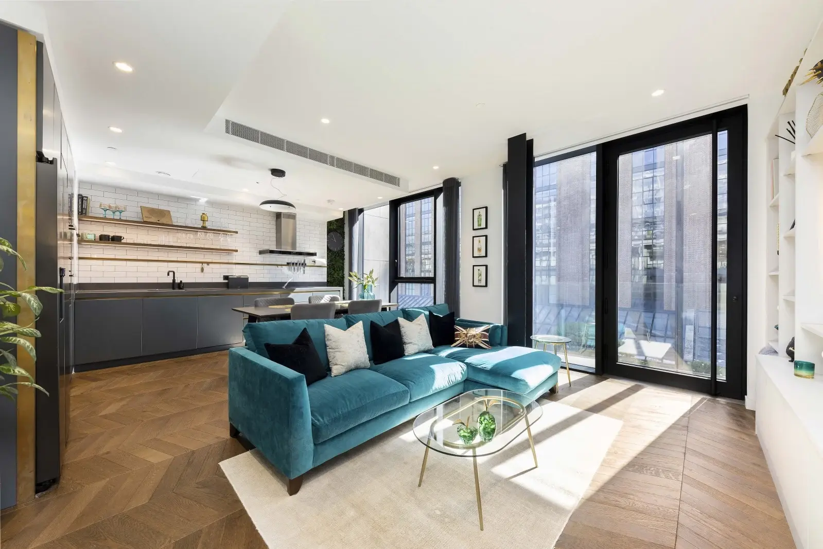2 Bedroom Battersea Power Station Penthouse for Sale — photo 22 of 25