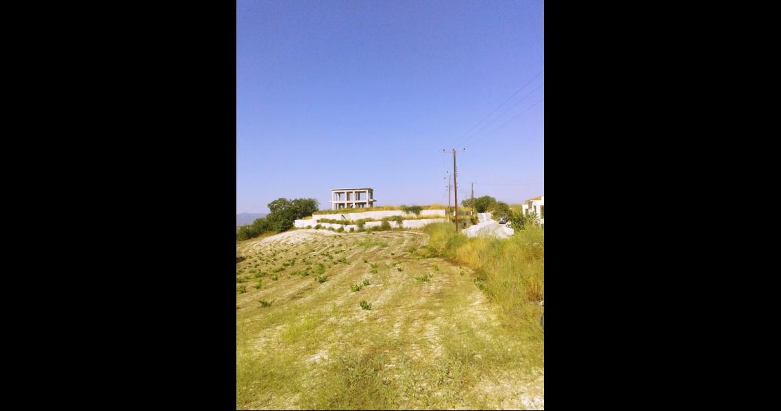 Large House skeleton and 4 plots for sale — photo 9 of 11