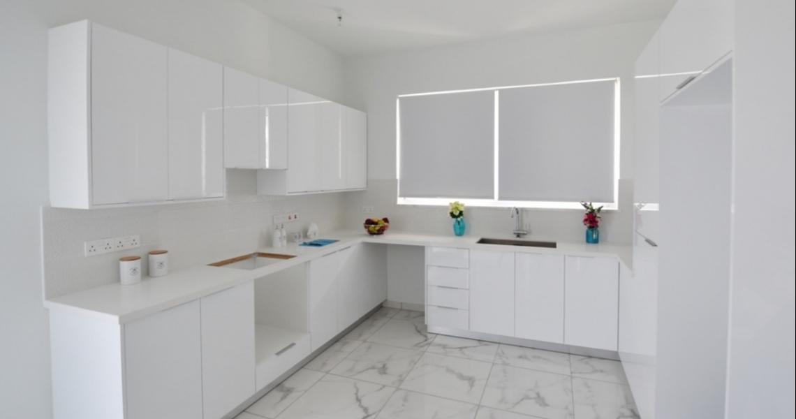 Very large stylish two-bedroom apartment near Finikoudes Promenade — photo 7 of 19