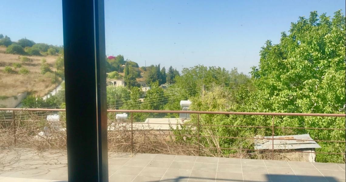 2-Bedroom stone bungalow. Roof terrace and sea views REDUCED — photo 3