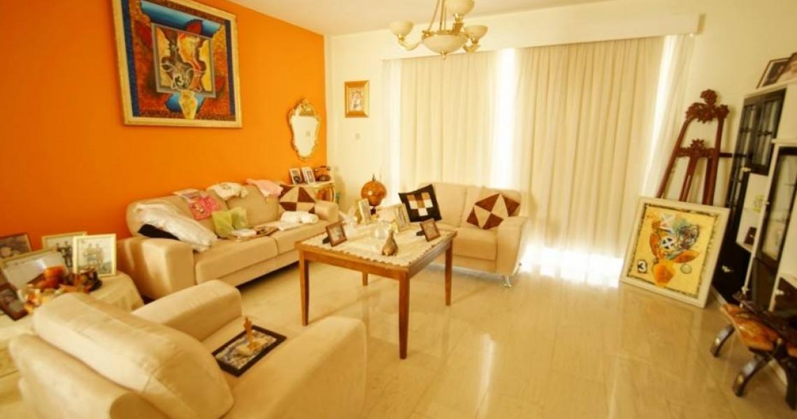 Two detached three-bedroom villas on one large plot in a prime location — photo 2