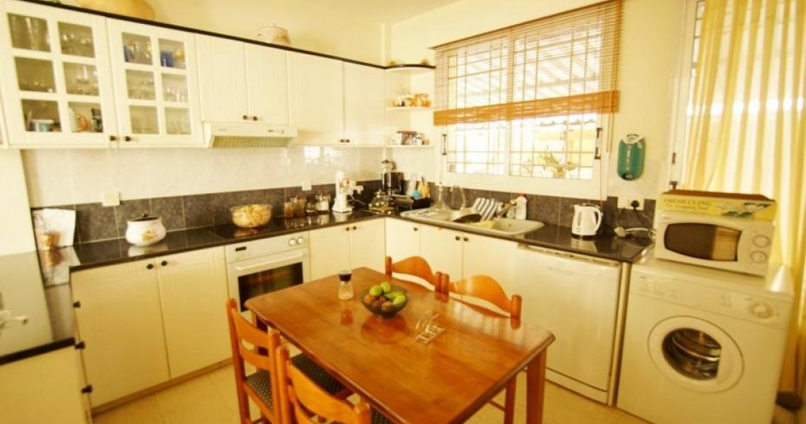 Two detached three-bedroom villas on one large plot in a prime location — photo 5