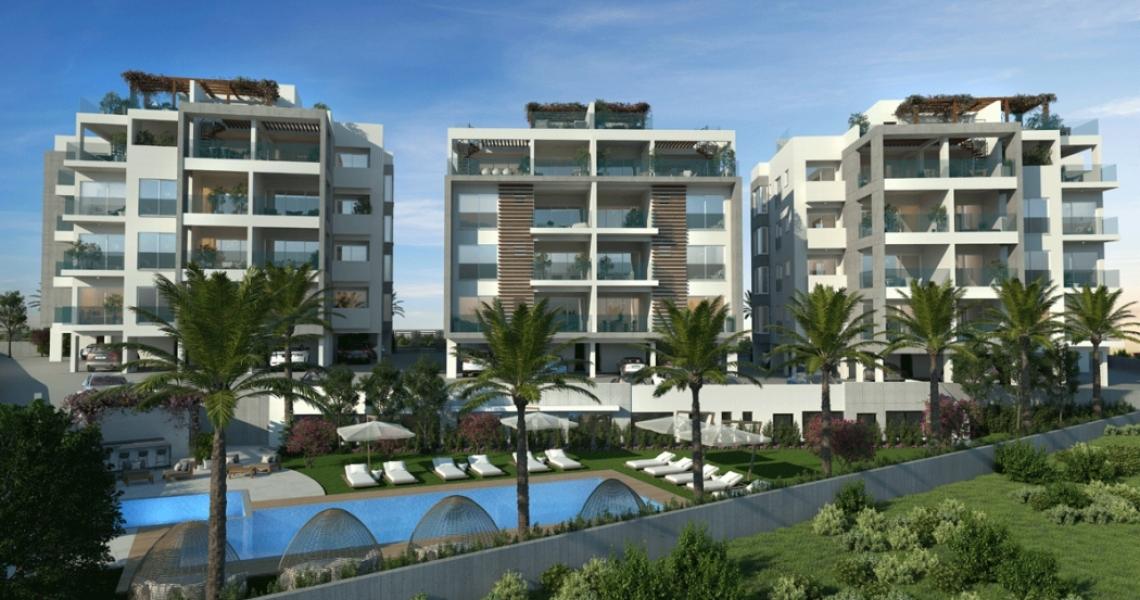 Two-bedroom deluxe apartment in highly desirable location — Limassol