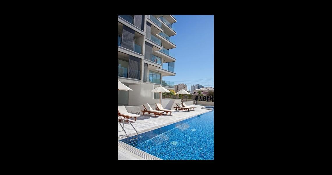 One-bedroom luxury apartment in the heart of Limassol, just 250 metres from the sea — photo 16 of 16