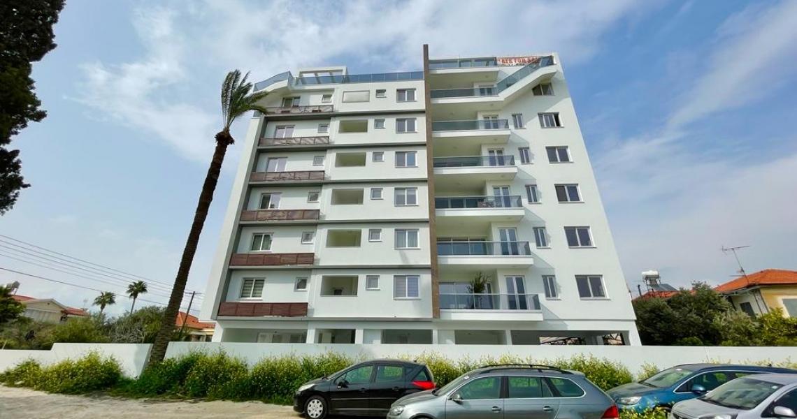 Very large stylish two-bedroom apartment near Finikoudes Promenade — photo 2