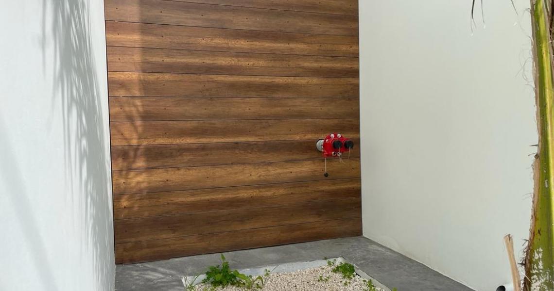 Very large stylish two-bedroom apartment near Finikoudes Promenade — photo 16 of 19