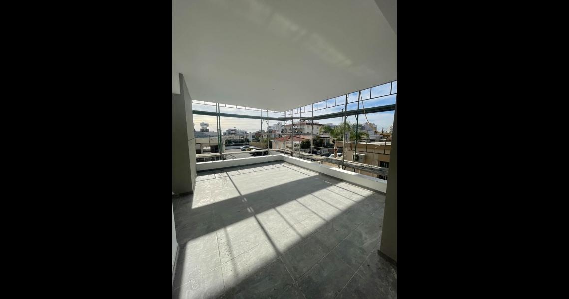 Apartments with 3 bedrooms in a modern complex — photo 12 of 13