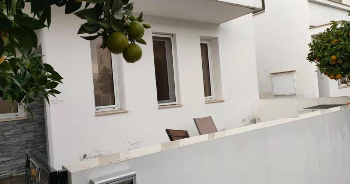 Large 3-bedroom villa in beautiful location 400m to the sea — Larnaca