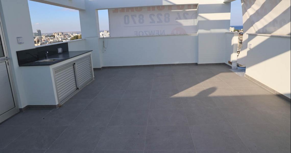 6th floor four-bedroom apartment in prime location — photo 7 of 25