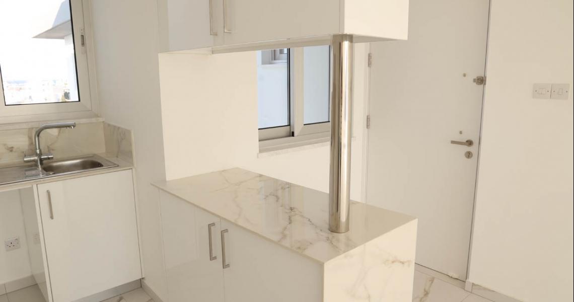 6th floor four-bedroom apartment in prime location — photo 16 of 25