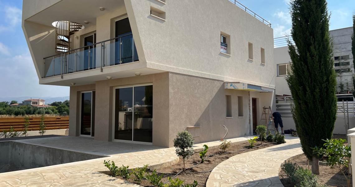2 Luxury Villas in prime location — Paphos
