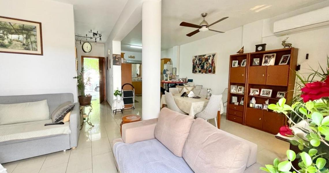 Super sized 2-3 Bedroom House near Airport Timi Region — photo 4