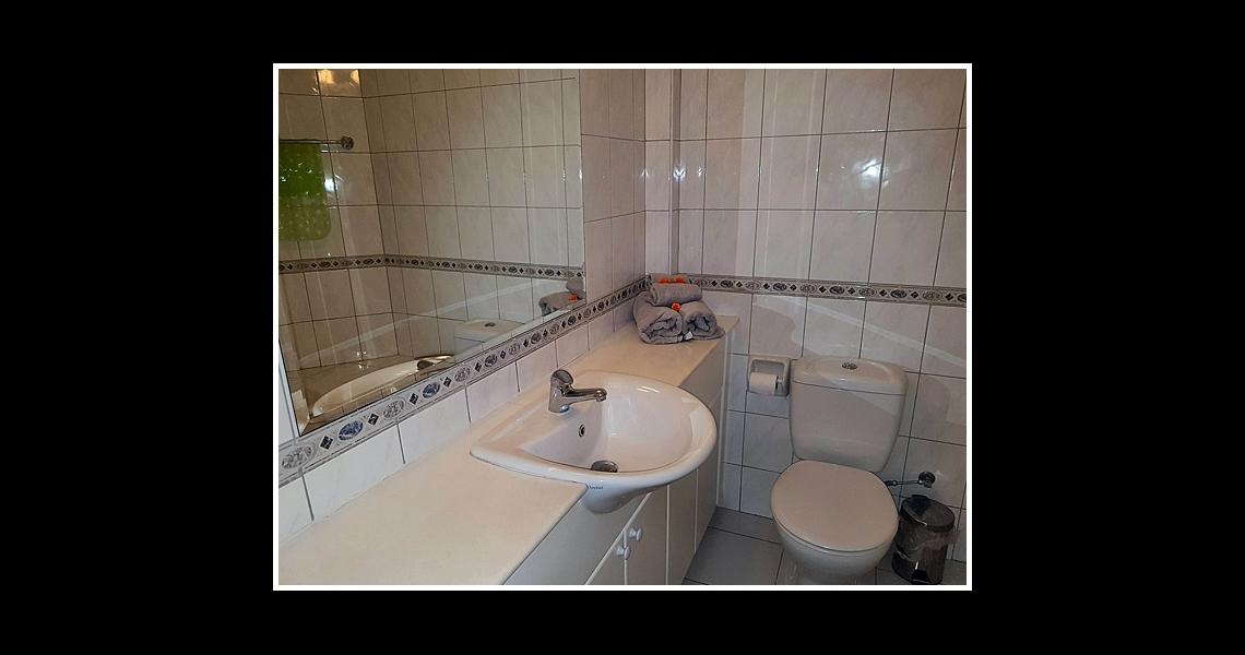 2-Bedroom apartment, Kato Paphos, 200m to sea — photo 14 of 15