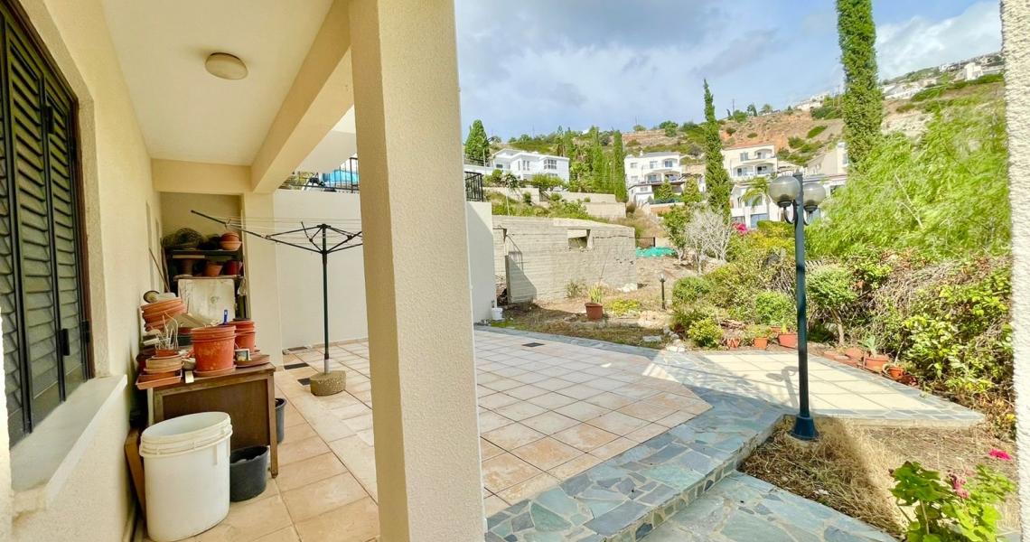 3 BEDROOM Villa, incredible sea views — photo 17 of 25