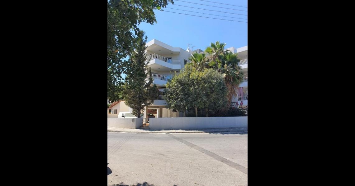 Quality 2-bedroom Upper floor apartment, Limassol — photo 9 of 16