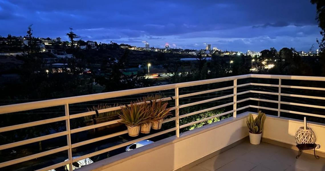 Quality 2-bedroom Upper floor apartment, Limassol — Limassol