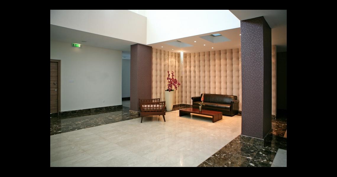 Two-bedroom apartment on the sandy beach — photo 17 of 25