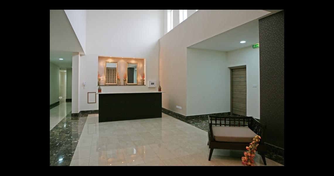 Two-bedroom apartment on the sandy beach — photo 14 of 25